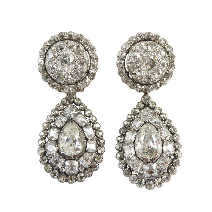 Diamond cluster drop earrings | MasterArt